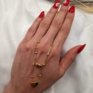 QUEEN HEART NECKLACE (2)
