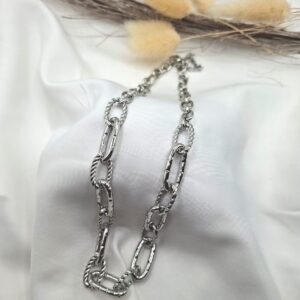 ROYAL CRYSTAL NECKLACE