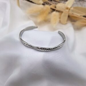 SLEEK CUFF SILVER